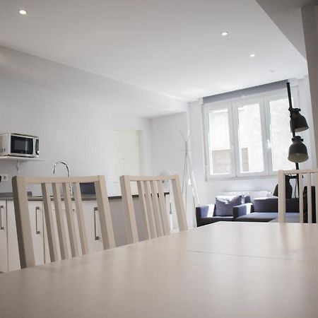 Plaza B - Local Rentss Apartment Сан Себастиан Екстериор снимка